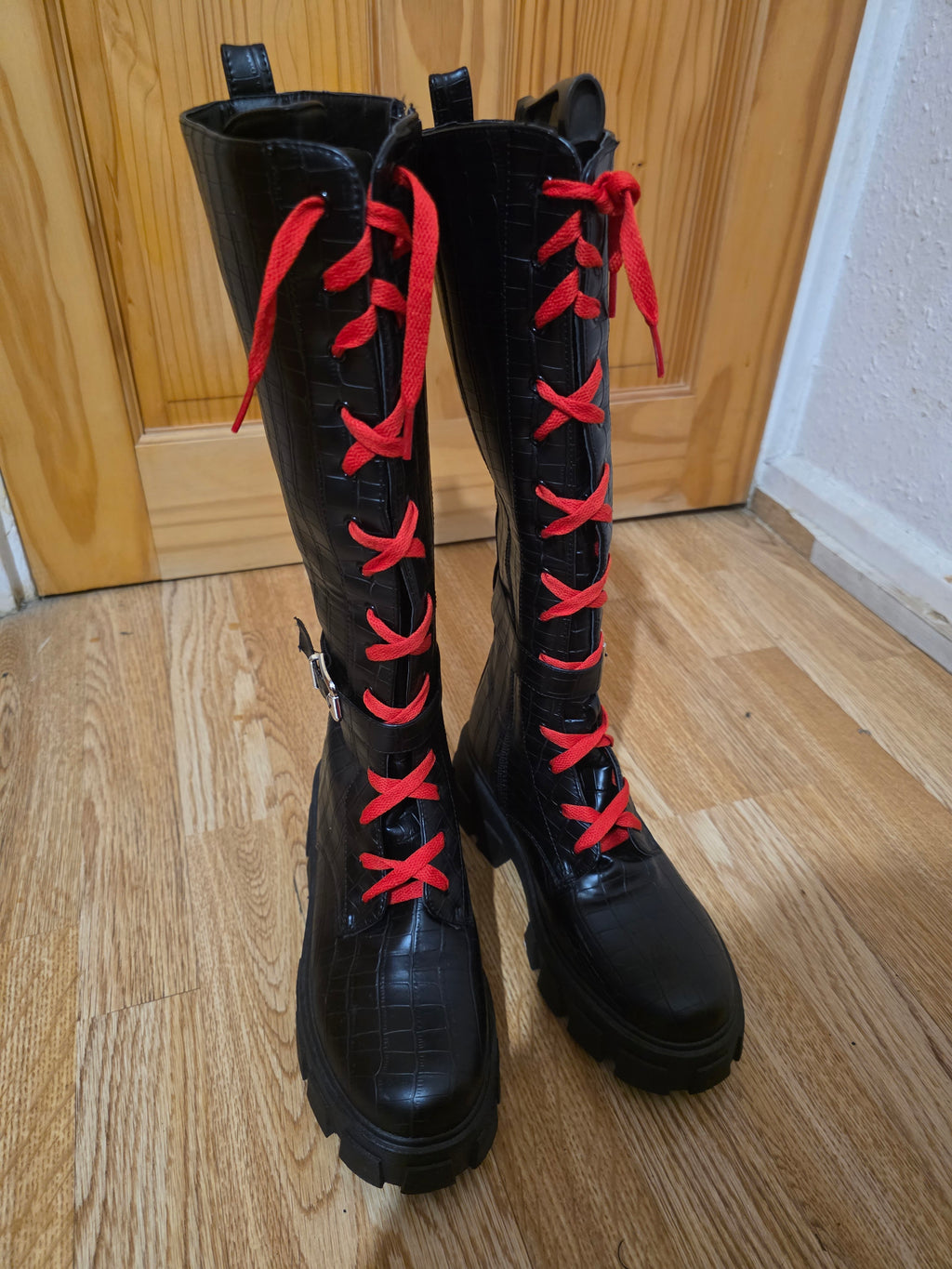 Uk 5 Ladies goth punk chunky boots