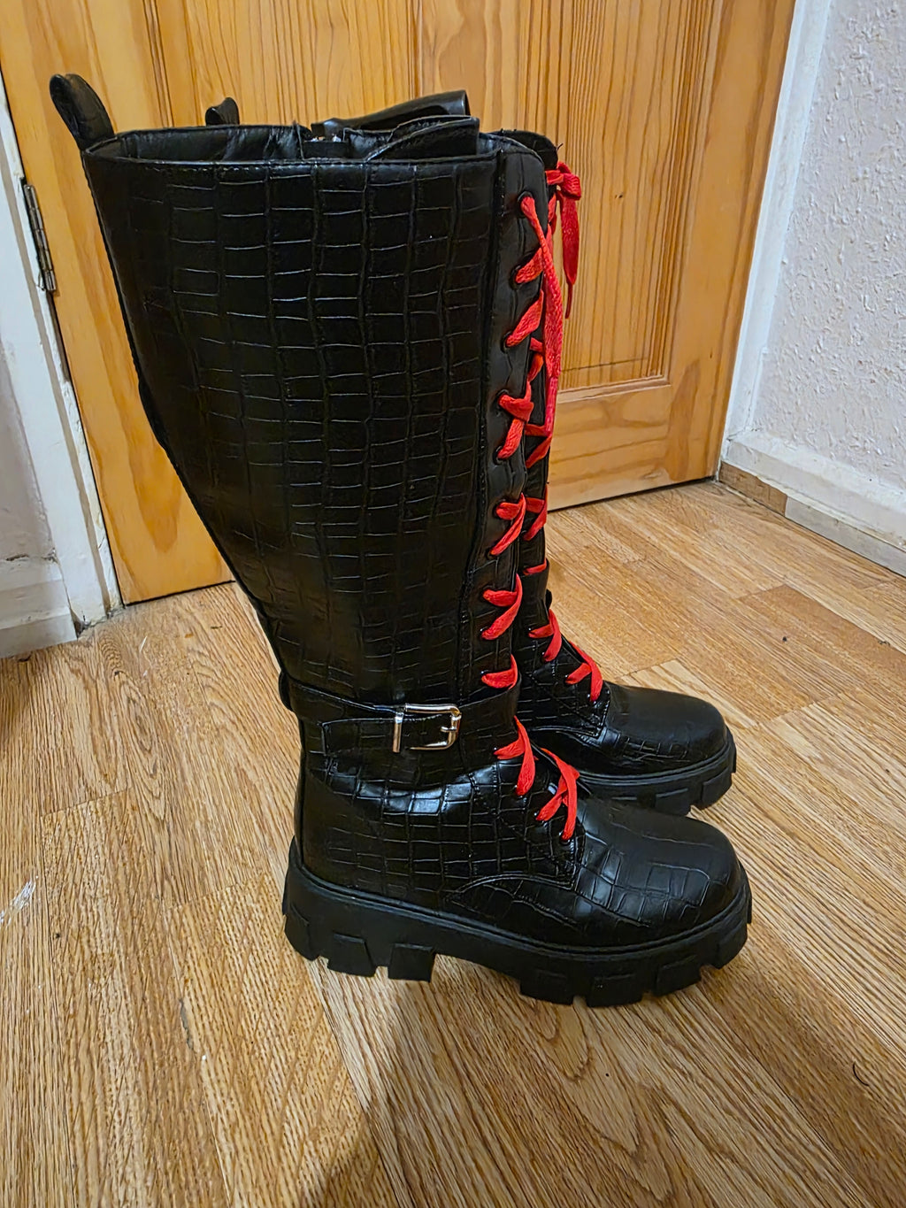 Uk 5 Ladies goth punk chunky boots