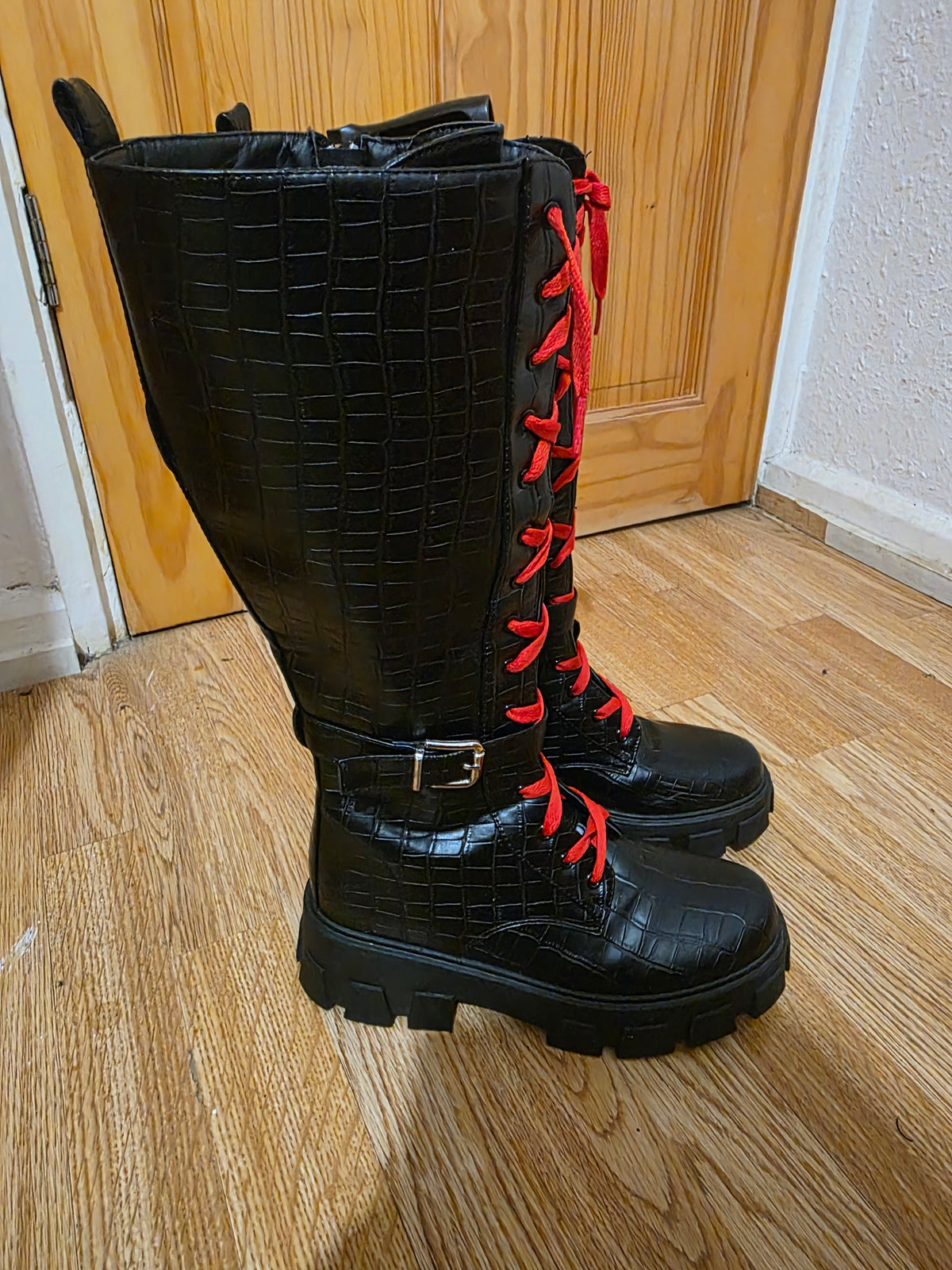 Uk 5 Ladies goth punk chunky boots